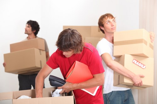 Planning a move in Barnsbury with checklist and boxes